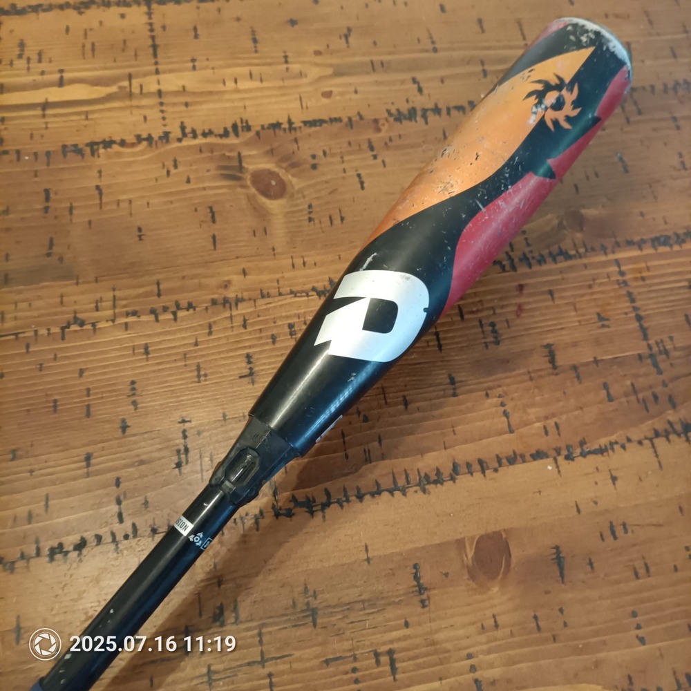 Demarini Voodoo VBZ-18 2 3/4" (-10) 30" / 20 OZ USSSA Baseball Bat